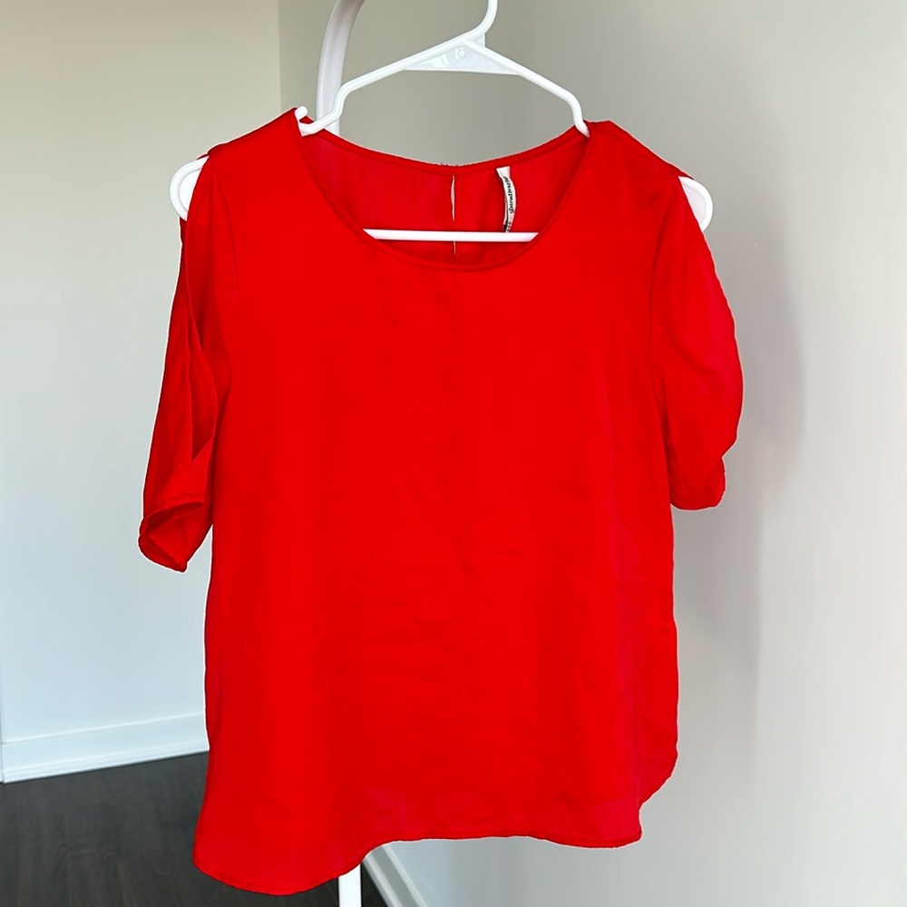 Stradivarius top